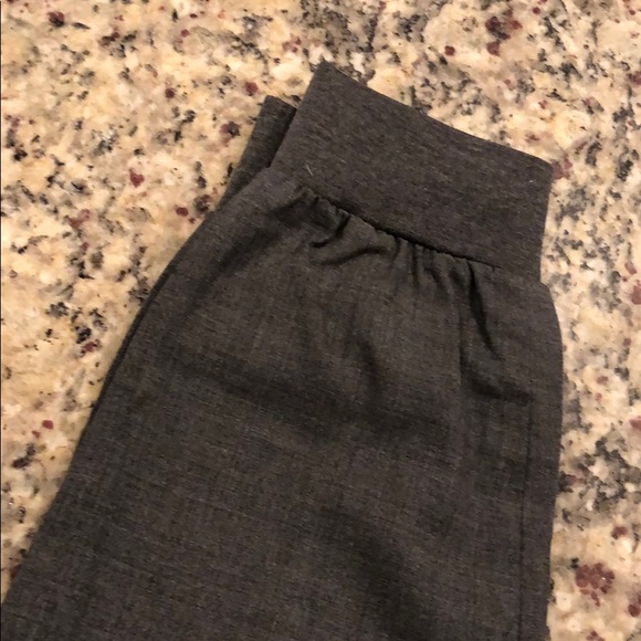 BCBGMaxAzria Suiting Jogger pants - Picture 3 of 5